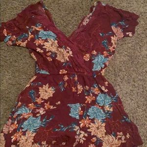 Flower patterned romper